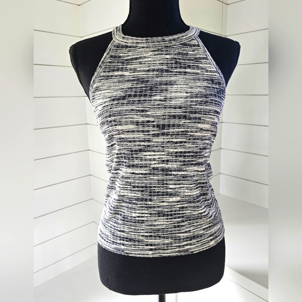 Mudd sleeveless summer top